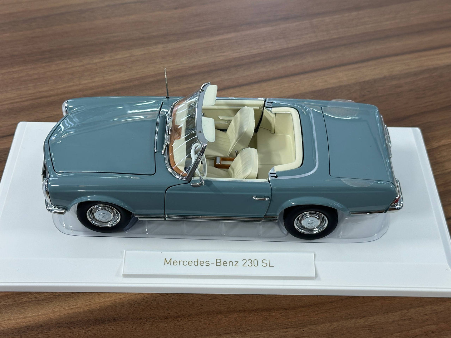 1:18 Metal Diecast Model Norev Mercedes‑Benz 230 SL Coupe (1963) – Horizon Blue – (Full Opening)