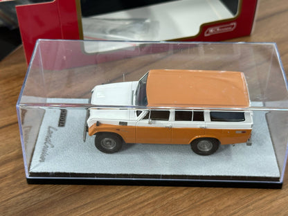 1:43 Diecast Model MK Miniatures Toyota Land Cruiser – Orange/White