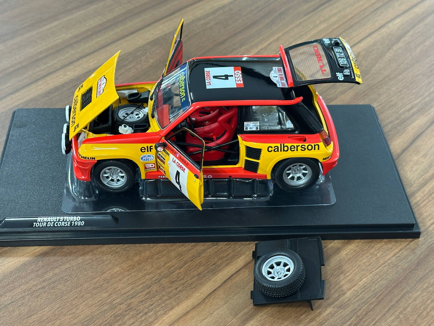 1/18 Diecast Solido RENAULT 5 TURBO – TOUR DE CORSE – 1980 – #4 RAGNOTTI/ANDRIE
