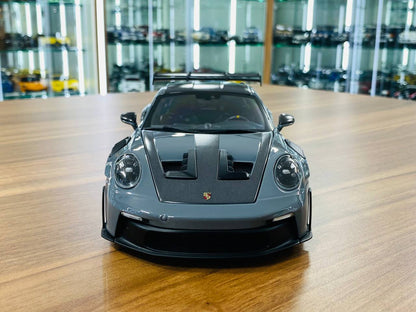 1/18 Diecast Minichamps Porsche 911 GT3 RS 2024 - Grey (Limited Edition 200)