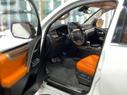 1/18 Diecast Lexus LX570  – White | LCD Models (Full Opening – Dubai Collectors)