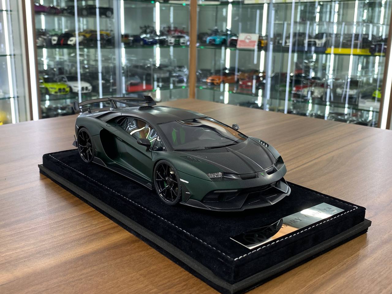 1:18 Resin Lamborghini Cabrera MANSORY – Green Carbon | Timothy & Pierre (Limited 99 pcs)