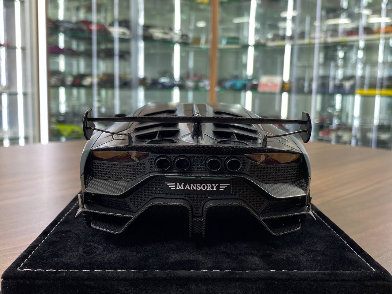 1:18 Resin Lamborghini Cabrera MANSORY – Green Carbon | Timothy & Pierre (Limited 99 pcs)