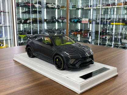 1:18 Resin Lamborghini Urus Venatus MANSORY – Grey Matt / Green | Timothy & Pierre (Limited 25 pcs – Dubai Collectors)