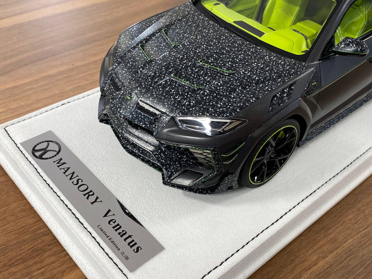 1:18 Resin Lamborghini Urus Venatus MANSORY – Grey Matt / Green | Timothy & Pierre (Limited 25 pcs – Dubai Collectors)