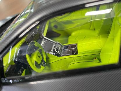 1:18 Resin Lamborghini Urus Venatus MANSORY – Grey Matt / Green | Timothy & Pierre (Limited 25 pcs – Dubai Collectors)