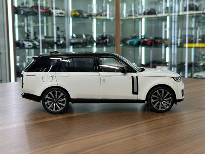 1/18 Diecast Land Rover Range Rover SV (2022) – LCD Models (White/Black Roof)