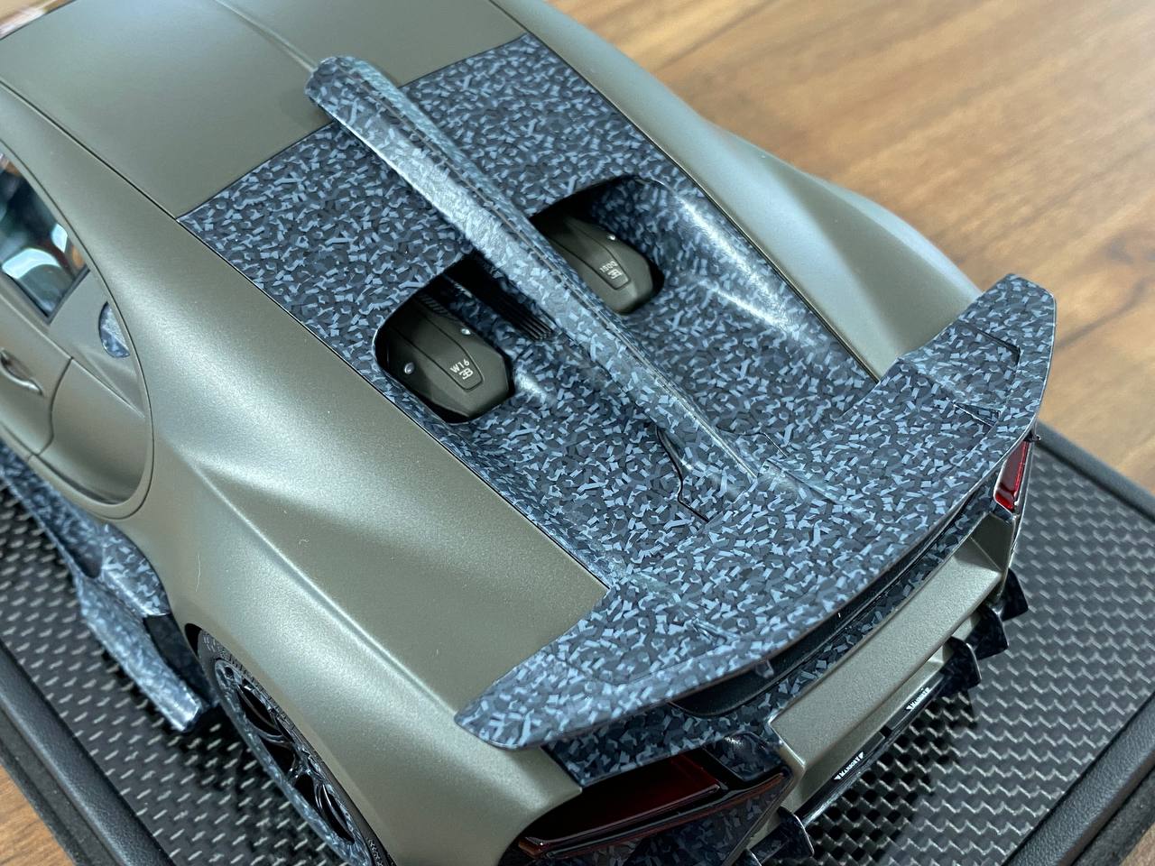 1:18 Resin Bugatti Chiron Centuria MANSORY – Frosted Grey | Timothy & Pierre (Signed by Kourosh MANSORY– Limited 99 pcs )