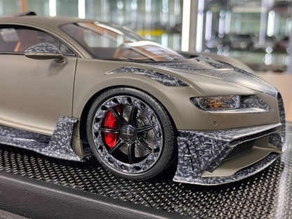 1:18 Resin Bugatti Chiron Centuria MANSORY – Frosted Grey | Timothy & Pierre (Signed by Kourosh MANSORY– Limited 99 pcs )