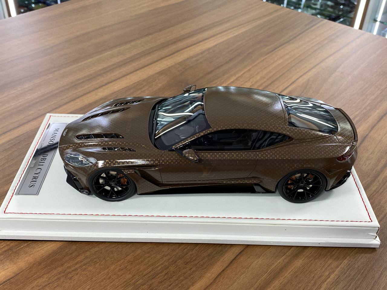 1:18 Resin Aston Martin DB11 CYRUS MANSORY – LV Old Flowers Brown | Timothy & Pierre (Limited 30 pcs)