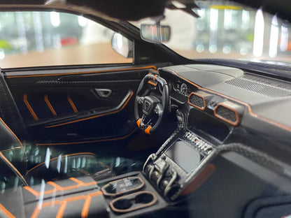 1:18 Resin Model Lamborghini URUS Venatus MANSORY  – Soft Green Matt / Black | Timothy & Pierre (Limited 35 pcs – Dubai Collectors)