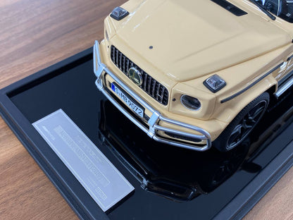 🚨1:18 Resin Model Mercedes-Benz AMG G63 2019 – Desert Yellow | MOTORHELIX (Limited 66 pcs – Dubai Collectors)