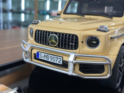 🚨1:18 Resin Model Mercedes-Benz AMG G63 2019 – Desert Yellow | MOTORHELIX (Limited 66 pcs – Dubai Collectors)