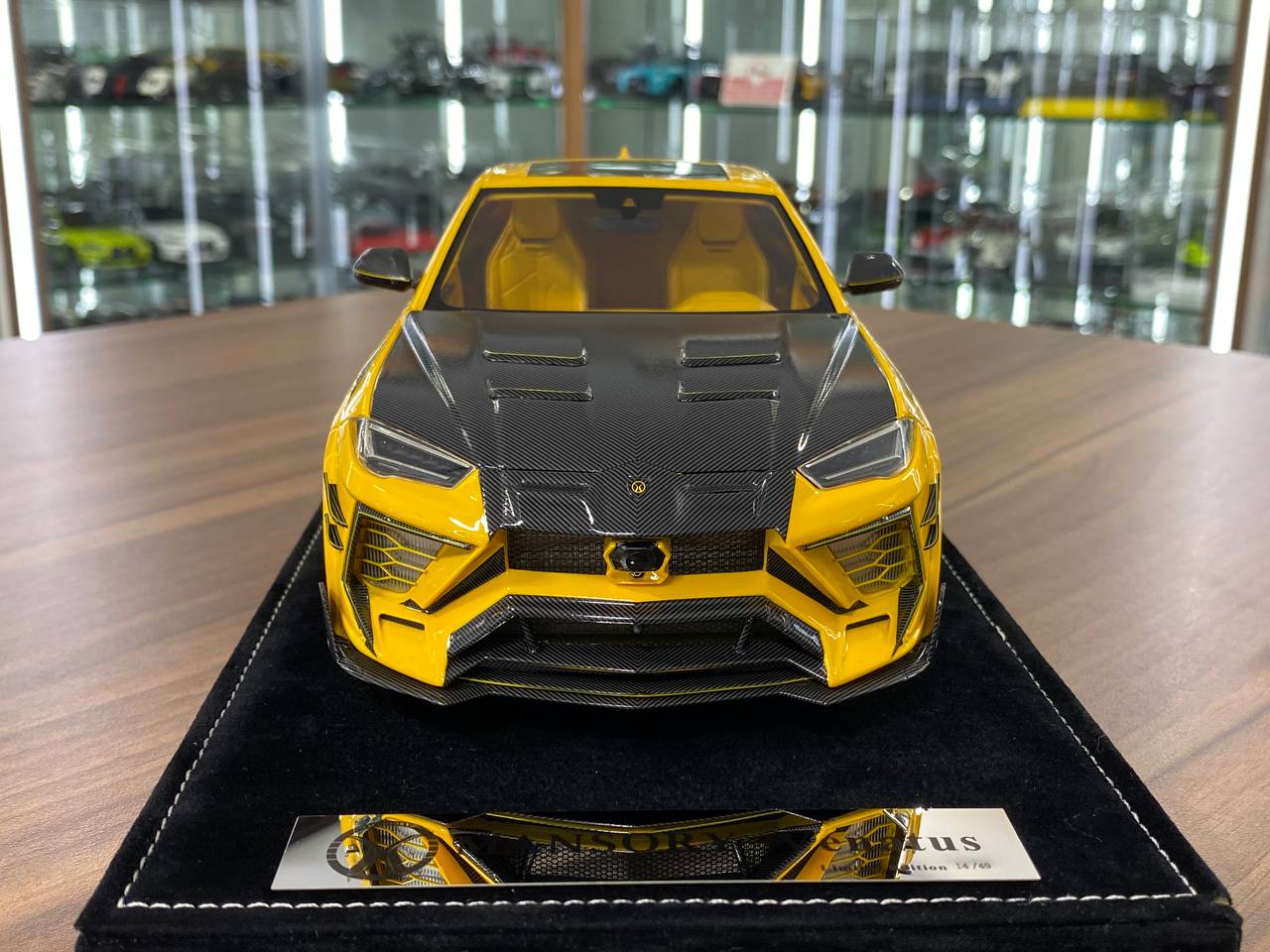 1:18 Resin Model Lamborghini URUS Venatus MANSORY – Yellow | Timothy & Pierre (Limited 49 pcs)