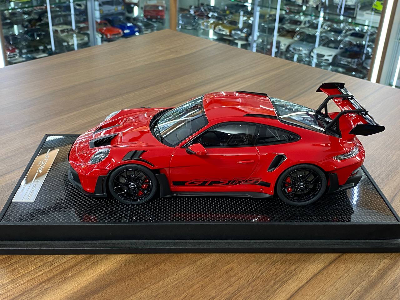 🚨1:18 Resin Model Porsche 911 GT3 RS (992)  Guards Red | Timothy & Pierre (Limited 30 pcs – Dubai Collectors)