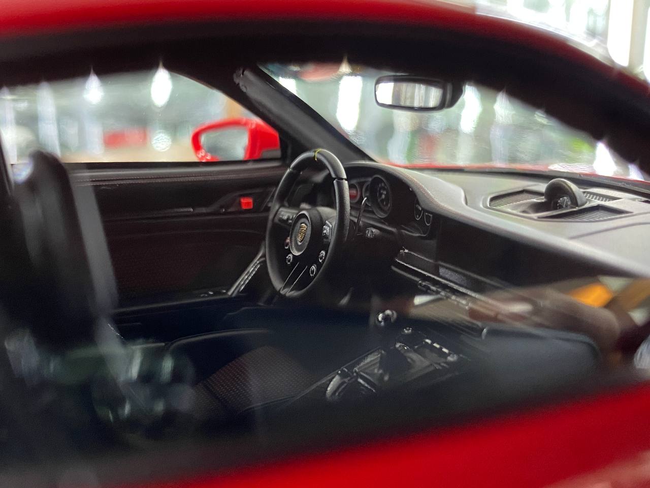 🚨1:18 Resin Model Porsche 911 GT3 RS (992)  Guards Red | Timothy & Pierre (Limited 30 pcs – Dubai Collectors)