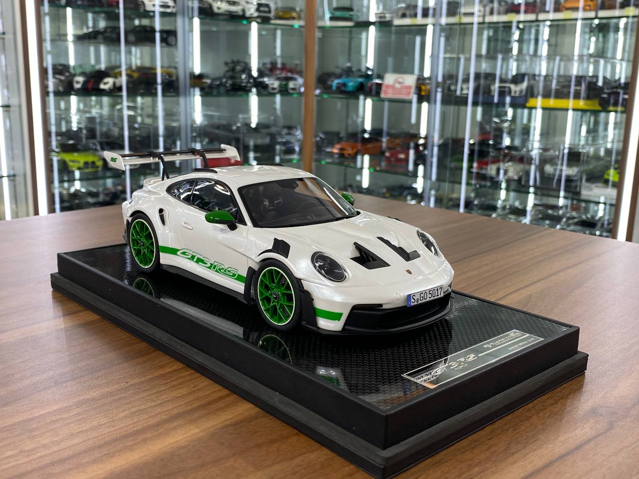 🚨1:18 Resin Model Porsche 911 GT3 RS (992.1)  – White/Green Wheels | Timothy & Pierre (Limited 49 pcs)