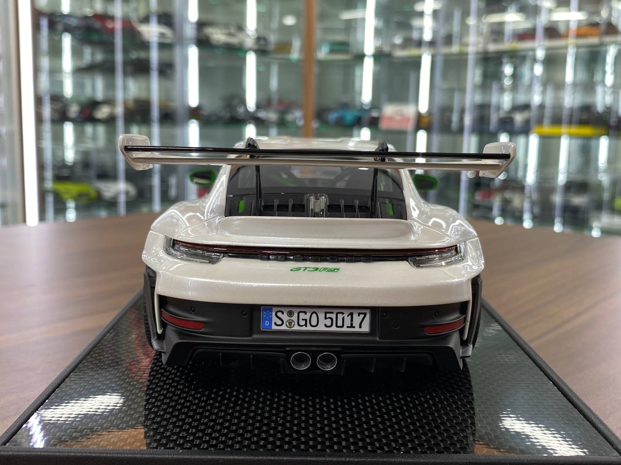 🚨1:18 Resin Model Porsche 911 GT3 RS (992.1)  – White/Green Wheels | Timothy & Pierre (Limited 49 pcs)