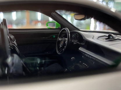 🚨1:18 Resin Model Porsche 911 GT3 RS (992.1)  – White/Green Wheels | Timothy & Pierre (Limited 49 pcs)