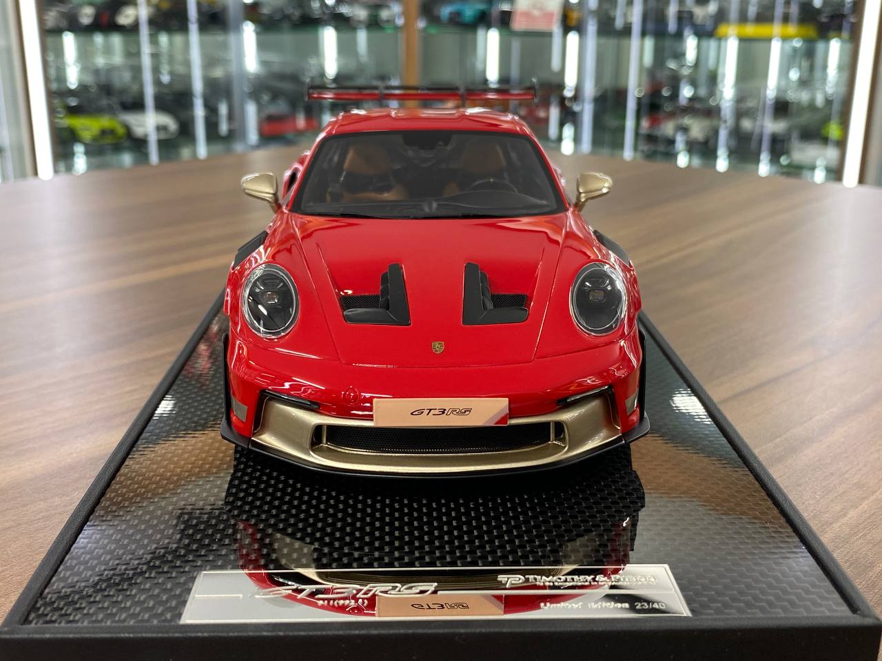 1:18 Resin Model Porsche 911 GT3 RS (992.1) – Red/Golden Rims | Timothy & Pierre (Limited 40 pcs – Dubai Collectors