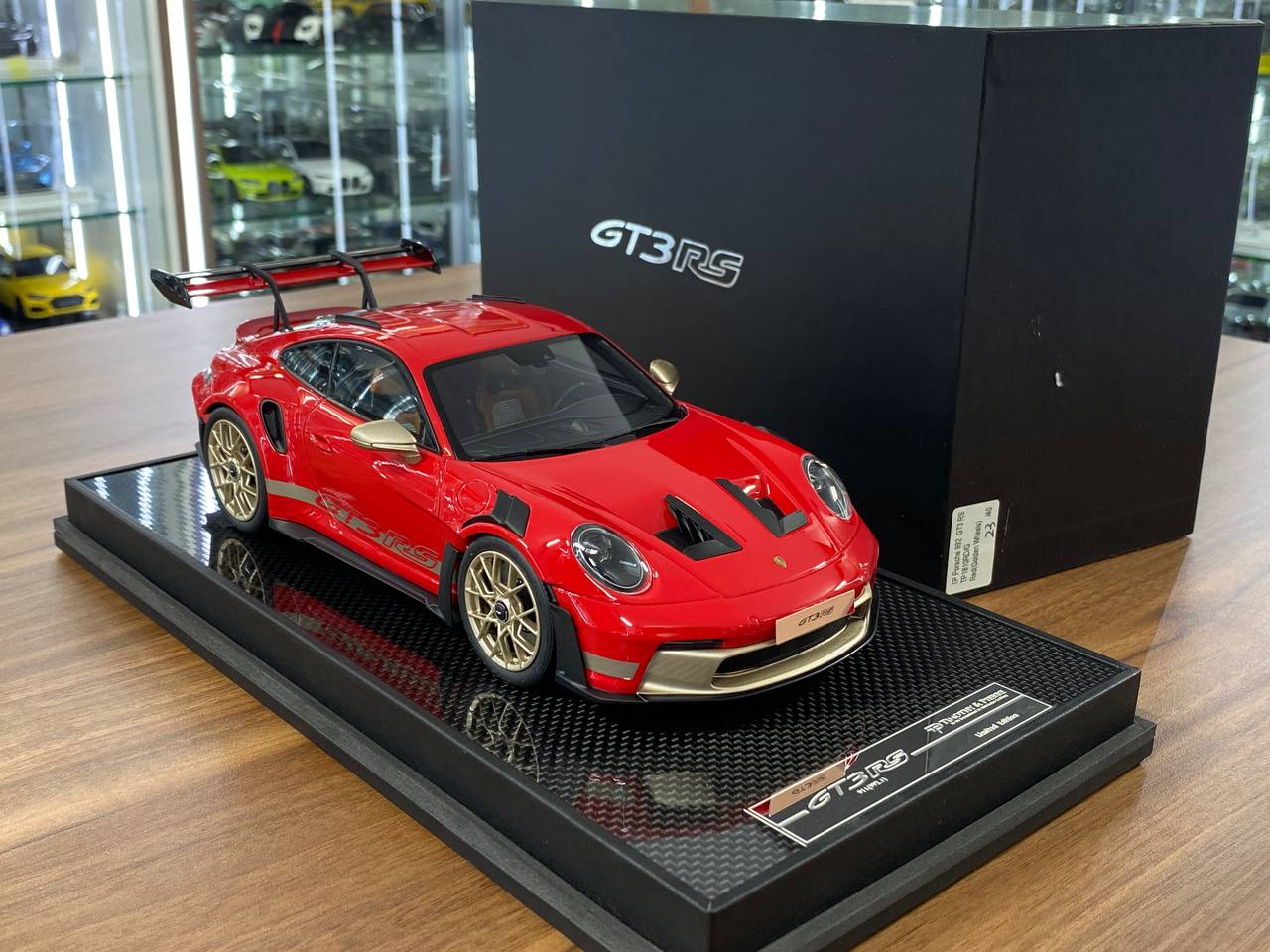 1:18 Resin Model Porsche 911 GT3 RS (992.1) – Red/Golden Rims | Timothy & Pierre (Limited 40 pcs – Dubai Collectors