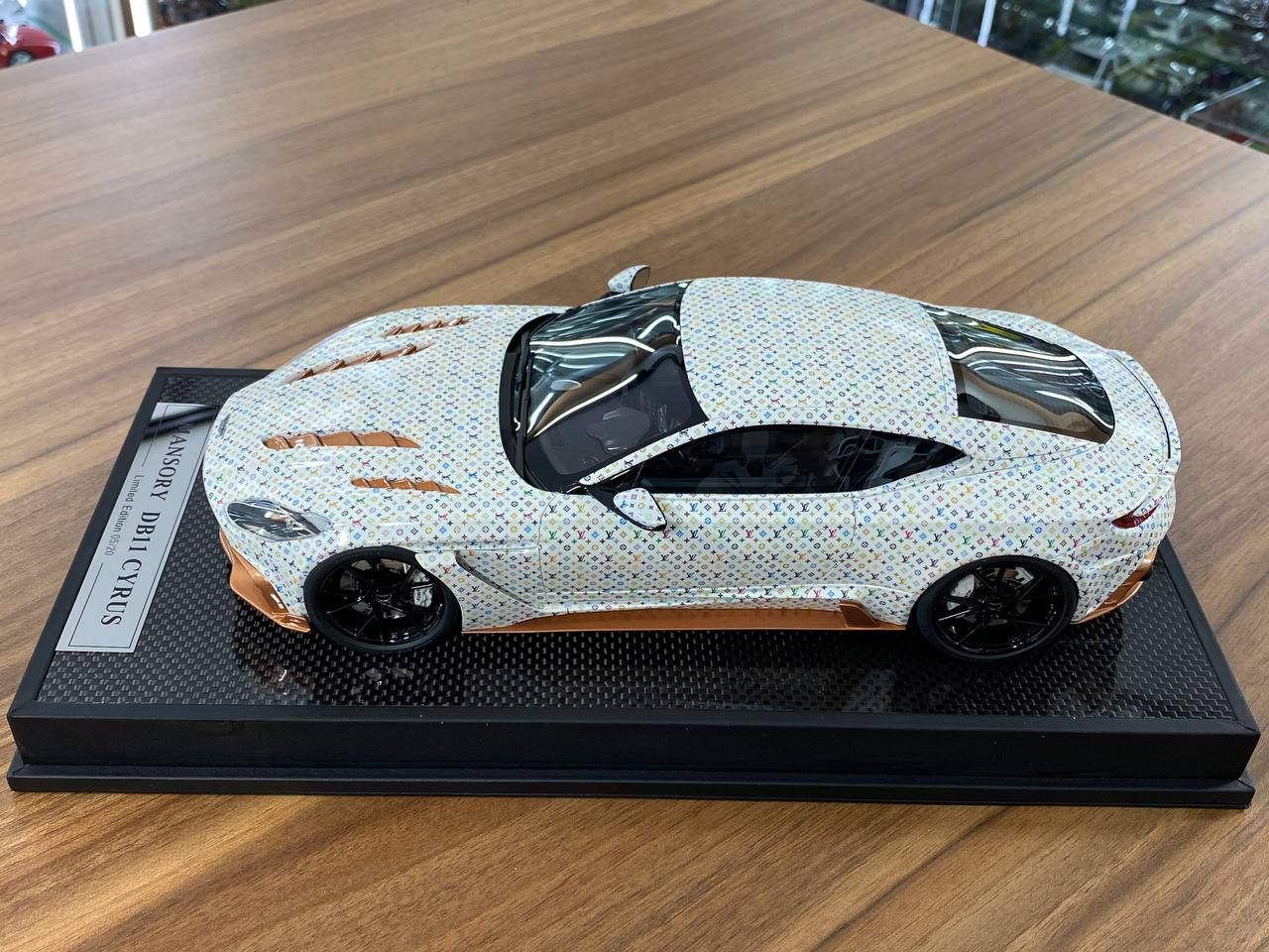 Aston Martin DB11 CYRUS MANSORY 1:18 Resin Model – LV White Colorful | Timothy & Pierre (Limited 20 pcs – Dubai Collectors)
