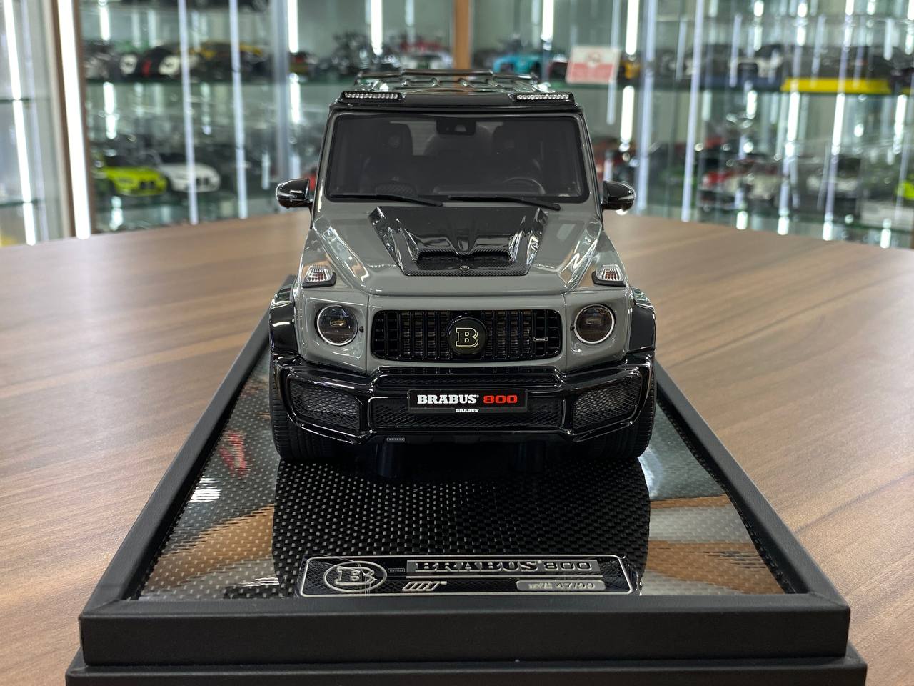 1:18 Resin ModelMercedes-Benz G63 BRABUS 800– Nardo Grey | MotorHelix (Limited 99 pcs