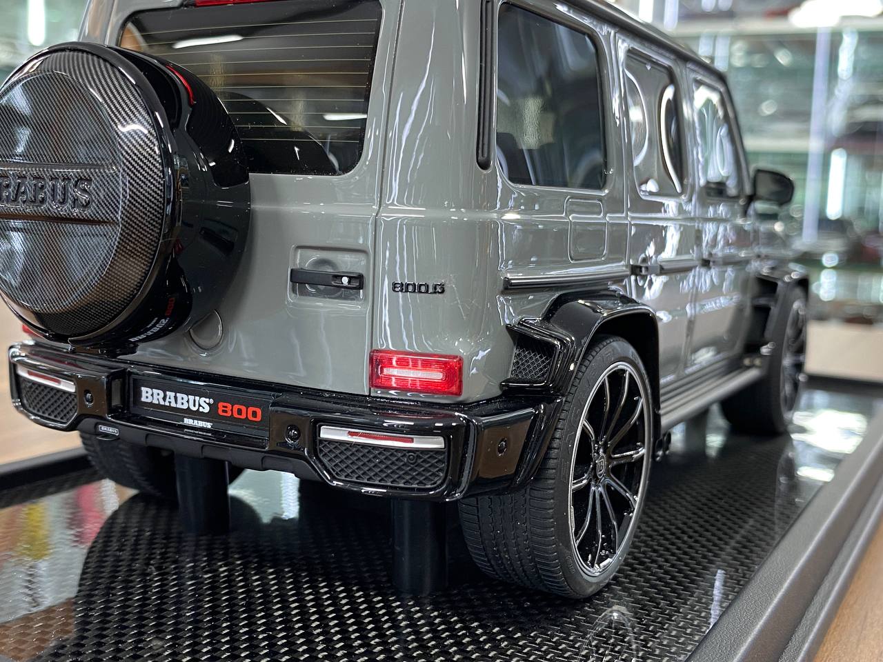 1:18 Resin ModelMercedes-Benz G63 BRABUS 800– Nardo Grey | MotorHelix (Limited 99 pcs