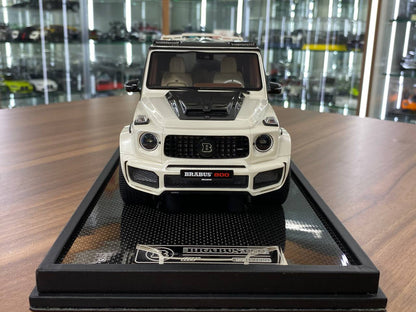 1:18 Resin Model Mercedes-Benz G63 BRABUS 800 – Pearl White | MotorHelix (Limited 199 pcs)pcs