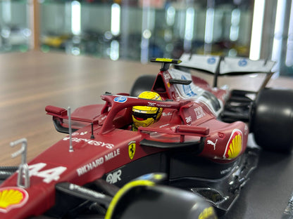 Bburago Ferrari SF‑25 – Lewis Hamilton #44 – Matt Red – 1:18 Metal Diecast Model (Full Opening, Collector‑Grade)