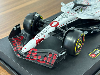 1:18 Metal Diecast Model Bburago Oracle Red Bull Racing RB21 – Max Verstappen – White