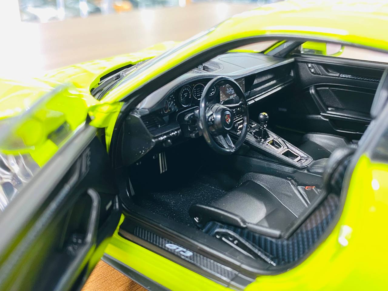 Norev Porsche 911 GT3 2021 - 1/18 Metal Diecast Model, Acid Green