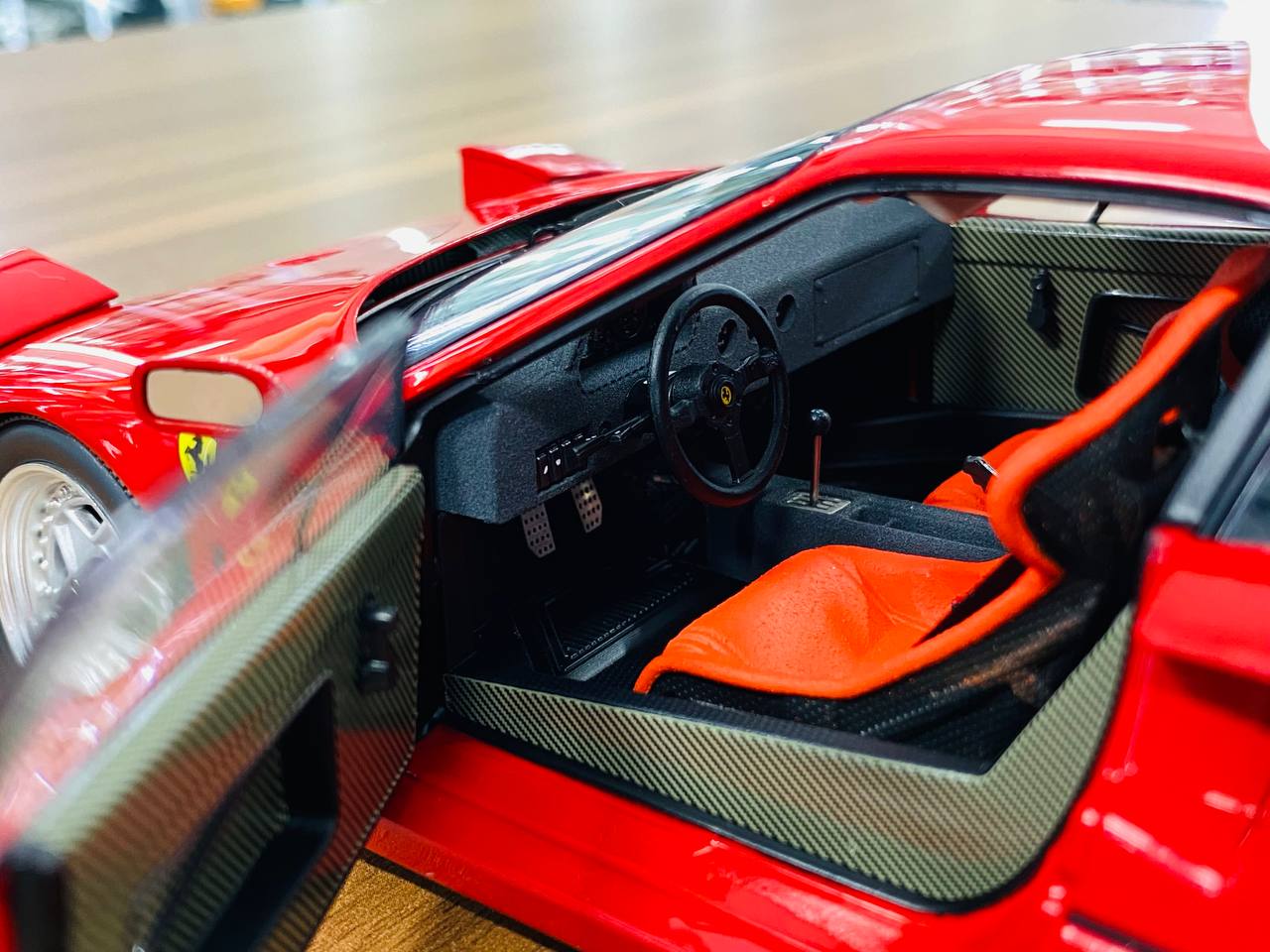 1/18 Diecast Ferrari F40 Red by Kyosho Scale Model Car