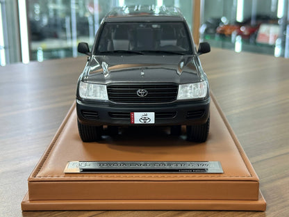 1/18 Resin Toyota Land Cruiser G FZJ100 (1998) – Old School Models (Grey)