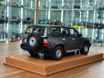 1/18 Resin Toyota Land Cruiser G FZJ100 (1998) – Old School Models (Grey)