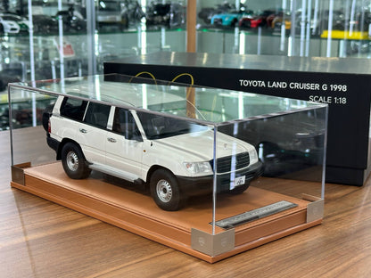 1/18 Resin Toyota Land Cruiser G FZJ100 (1998) – Old School Models (White) - Limited 90 pcs