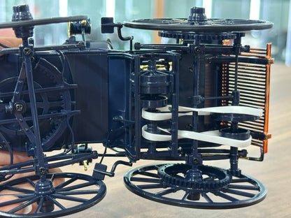 1/18 Diecast Mercedes-Benz Daimler Motorkutsche (1886) – Norev Dealer Edition (Blue)