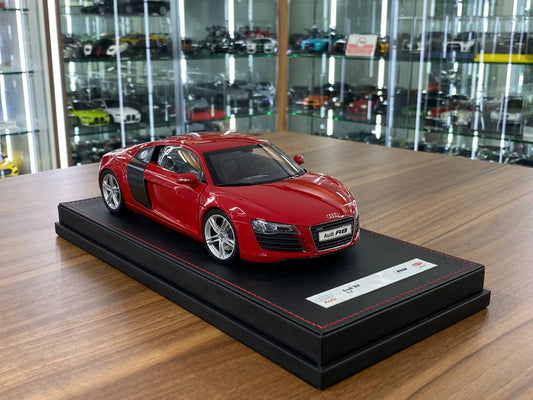 AutoBarn Kyosho Audi R8 1:18 diecast model in Red – full opening supercar for Dubai collectors
