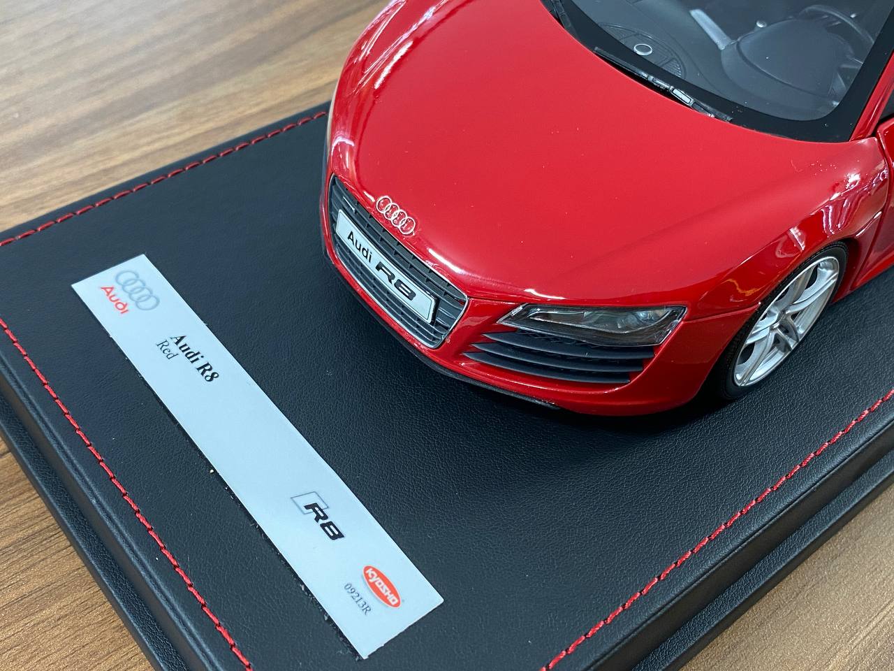 1:18 Diecast Model Audi R8  – Red | AutoBarn (Kyosho) – Supercar for Dubai Collectors