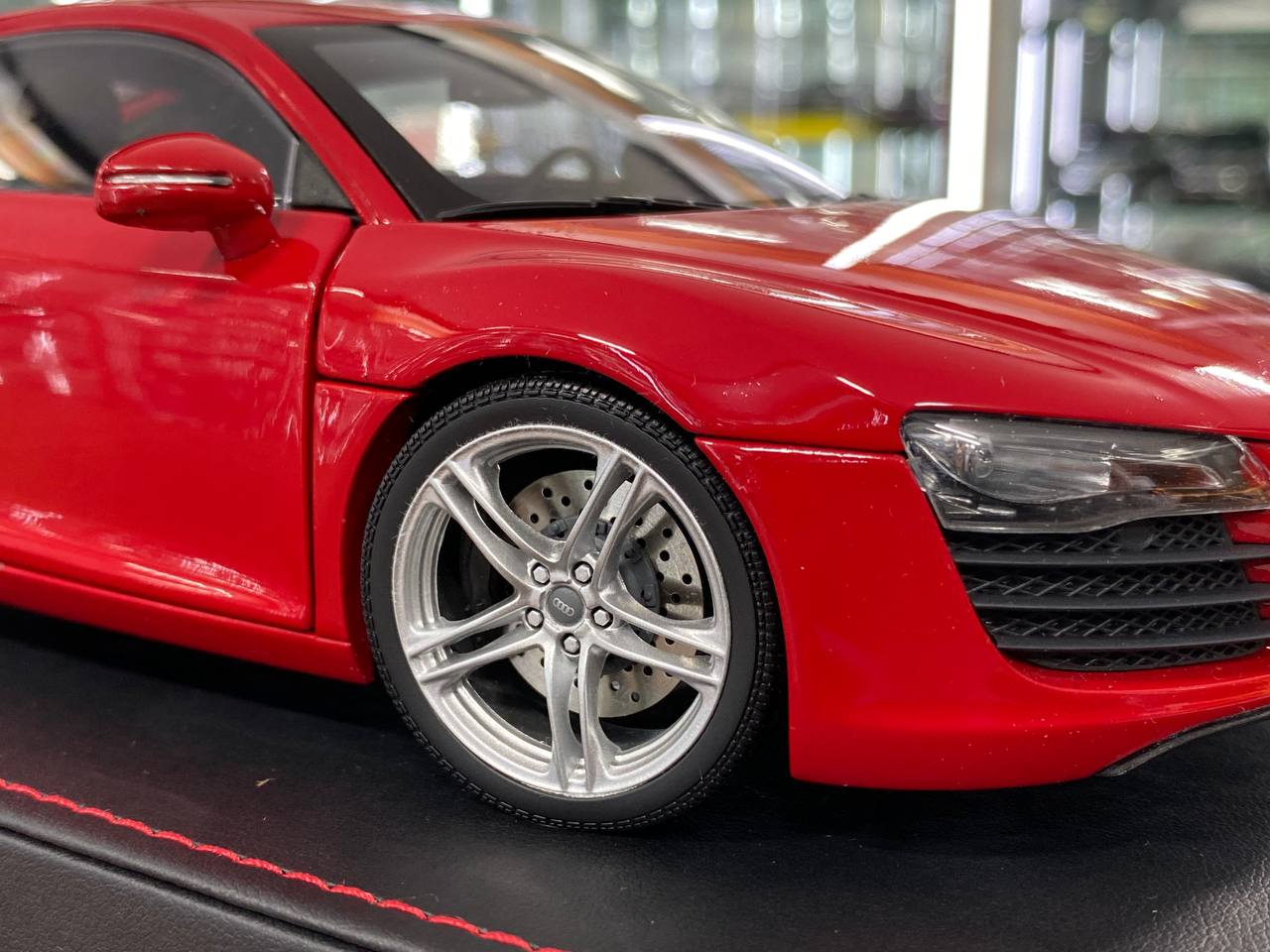 1:18 Diecast Model Audi R8  – Red | AutoBarn (Kyosho) – Supercar for Dubai Collectors