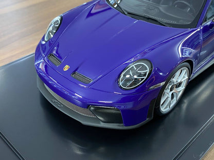 1:18 Resin Model Porsche 911 GT3 (992.2)  – Ultraviolet | Spark Models (Limited 911 pcs – Dubai Collectors)