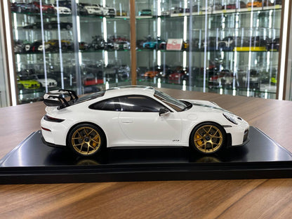 1:18 Resin Model Porsche 911 GT3 (992.2) 2024 – White | Spark Models (Limited 911 pcs – Porsche Collectors)