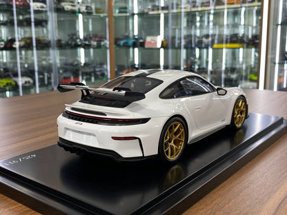1:18 Resin Model Porsche 911 GT3 (992.2) 2024 – White | Spark Models (Limited 911 pcs – Porsche Collectors)
