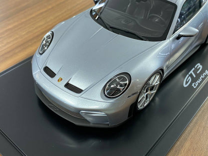 1:18 Resin Model Porsche 911 GT3 Touring 2025 – Polarsilver | Spark Models (Limited 911 pcs – Dubai Collectors)