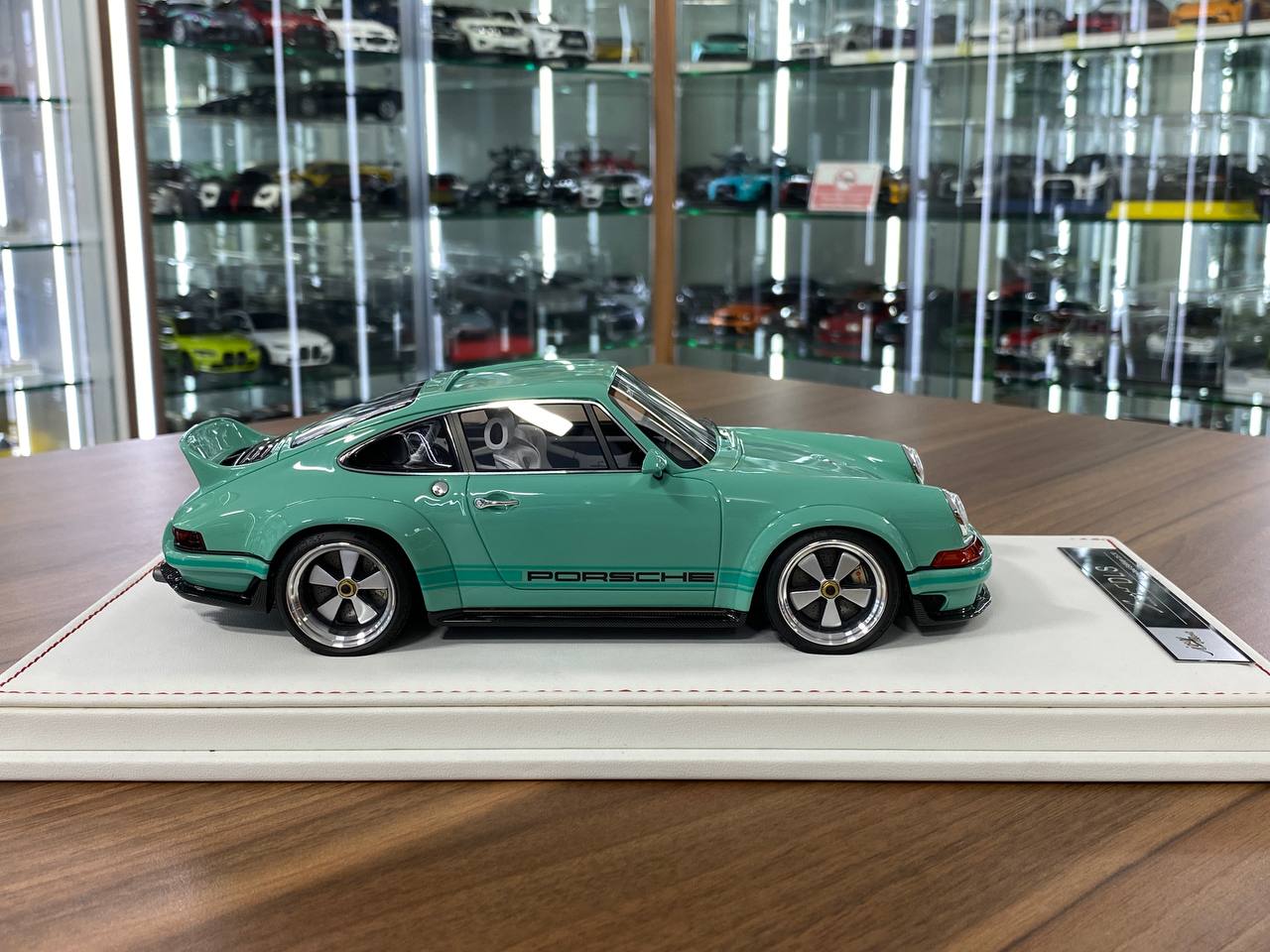 Ivy Models 1/18 Porsche Singer DLS – Tiffany | Resin | Limited to 30 pcs