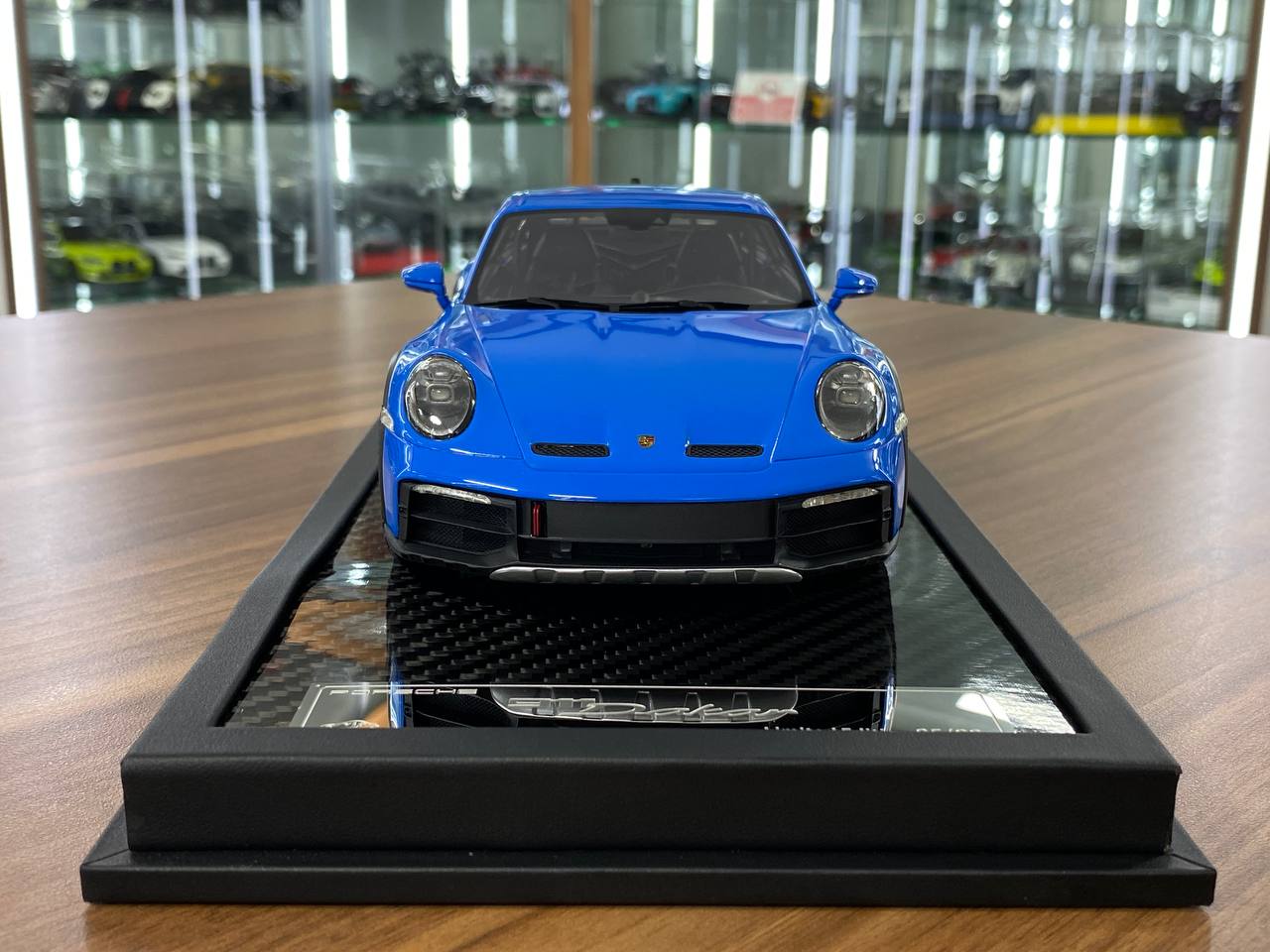 1:18 Resin Model Porsche 911 Dakar – Blue | VIP Models (Limited 99 pcs – Porsche Collectors)