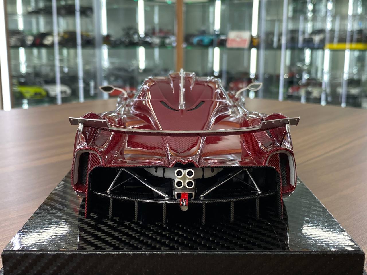 1:18 Resin Model Pagani Huayra R– Carbon Wine Red | VIP Models (Limited 30 pcs – UAE Collectors)