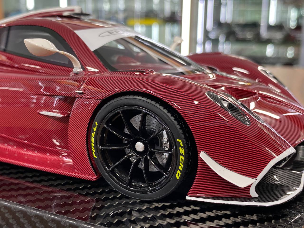1:18 Resin Model Pagani Huayra R– Carbon Wine Red | VIP Models (Limited 30 pcs – UAE Collectors)