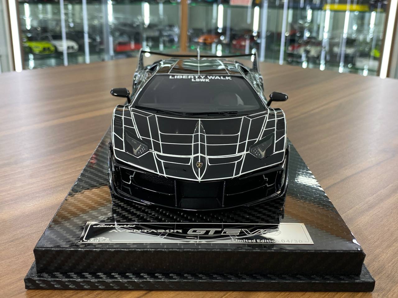 1:18 Resin Model Lamborghini Aventador GT EVO LBWK l – Black Elephant Pattern | VIP Models (Limited 30 pcs – Dubai Collectors)
