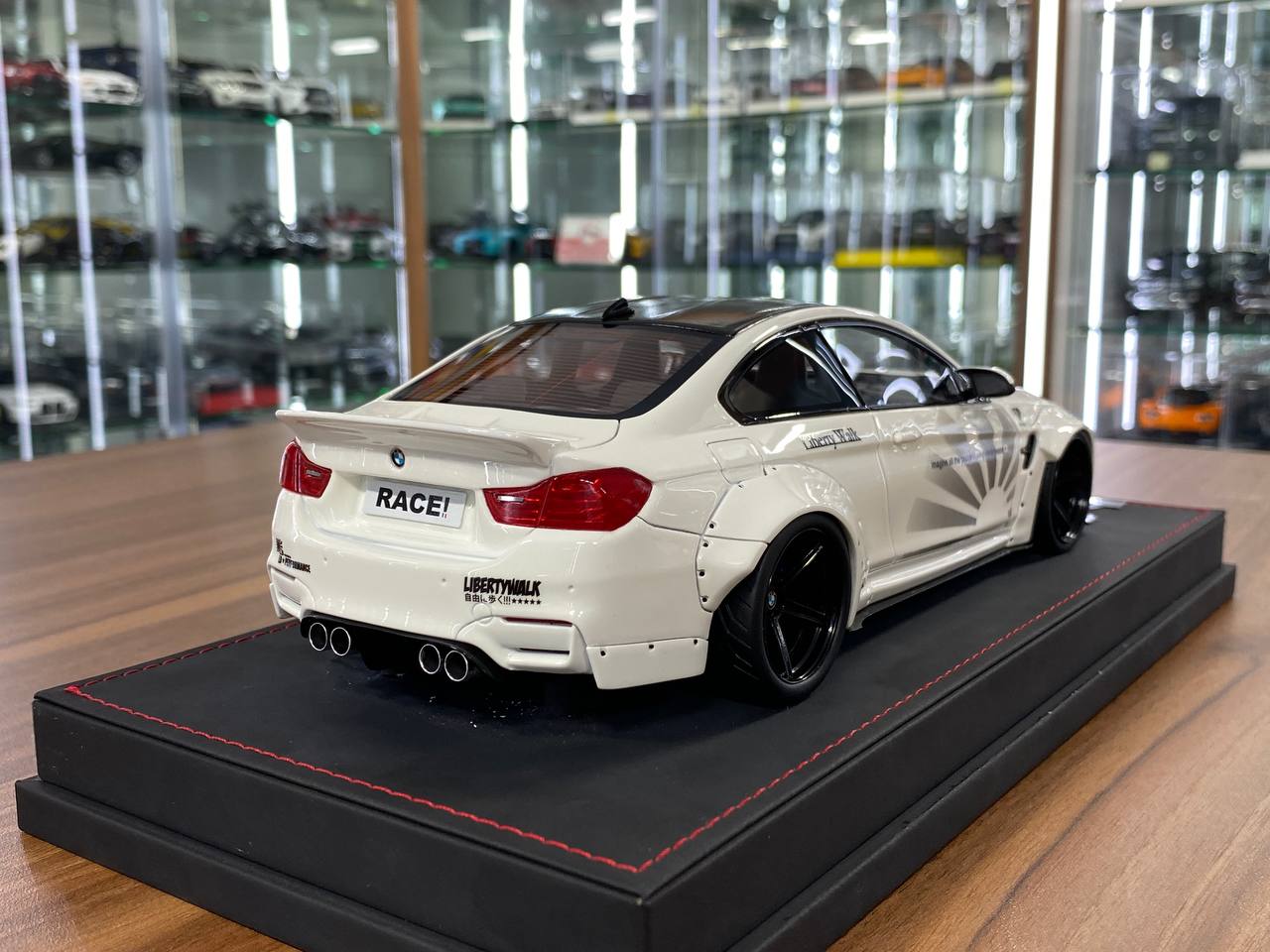 🚨1:18 Resin Model BMW M4 Liberty Walk – White | AutoBarn (Limited 55 pcs – Dubai Collectors)